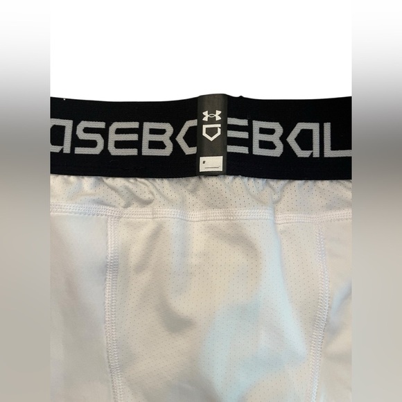 NWOT Under Armour Boys YMD Heat Gear Fitted Sliding Shorts - Picture 3 of 4